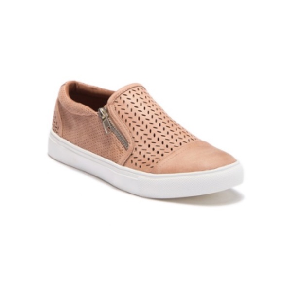 Report Shoes - *BNIB* Report | Alexa Perforated Zip Sneaker